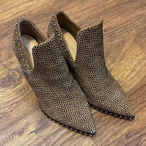 Giani Bernini Brown and Black Ankle Booties